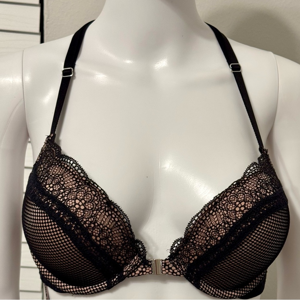 Victoria's Secret bra, size 36B, very sexy, black, lace, underwired push-up,